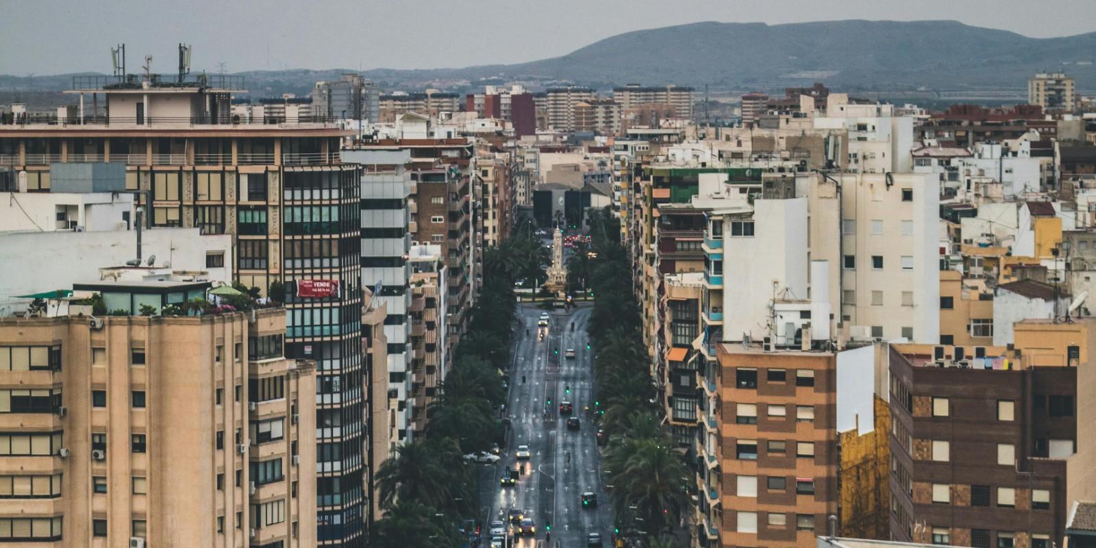 Zonas Tranquilas y Seguras para Vivir en Alicante